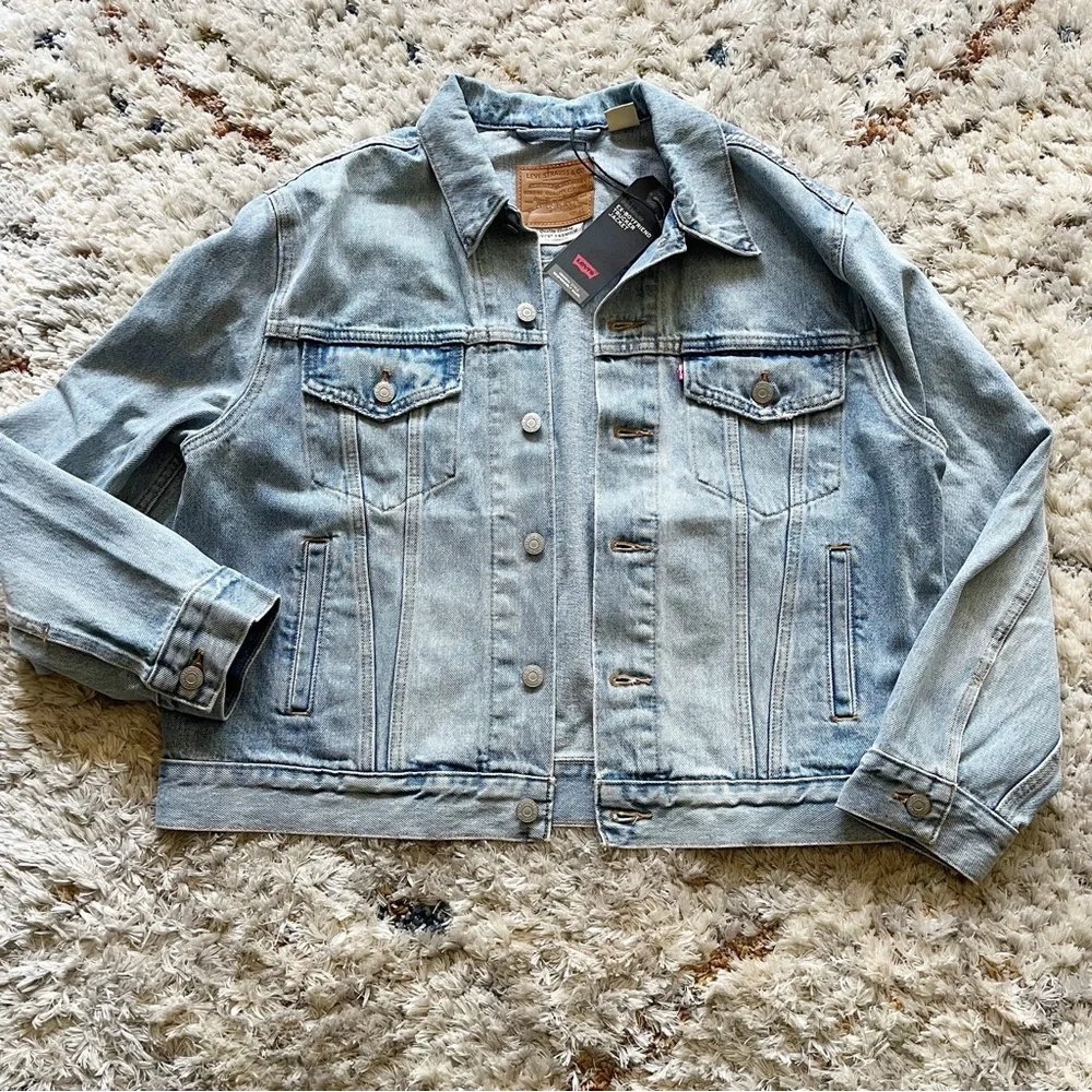 Levi's Premium Blue Denim Jacket - Picture 1 of 5